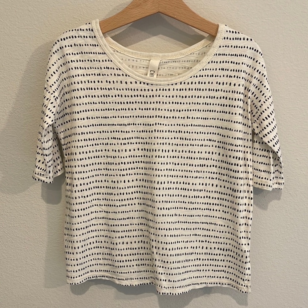 EUC 4T Childhoods Clothing Dotted Dash L/S Tee!